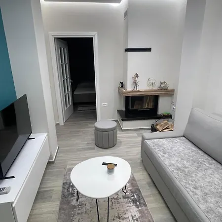 Rentroom Ajan * ポグラデツ