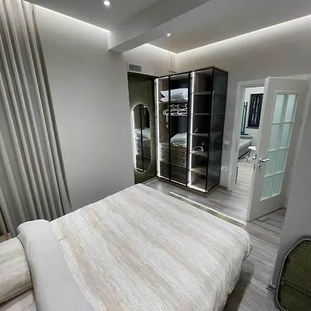 Rentroom Ajan アパート ポグラデツ