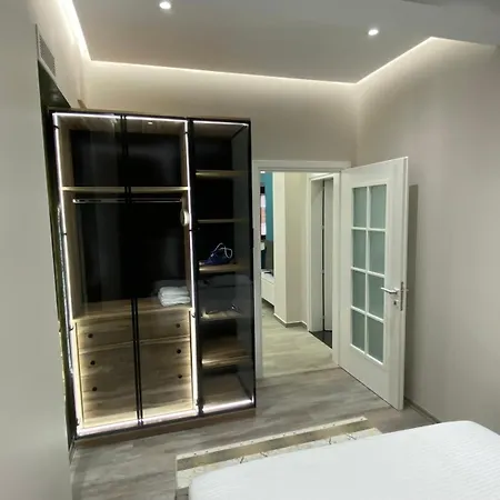 Rentroom Ajan דירה